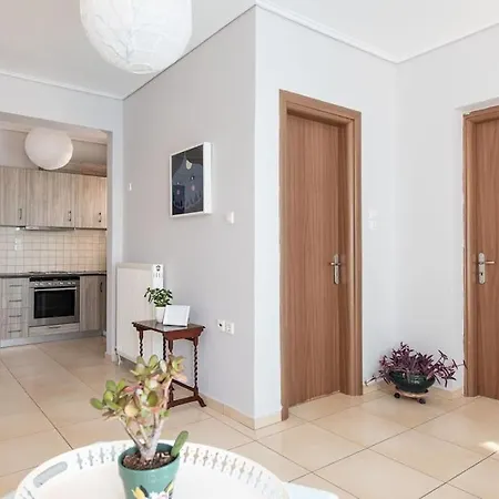 Apartment Athenian Cozy For 4
