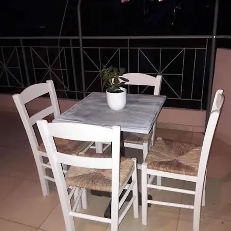 Athenian Cozy For 4 Apartment