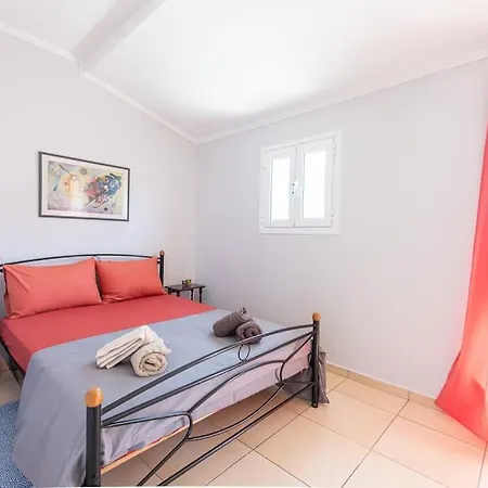 Athenian Cozy For 4 Apartment