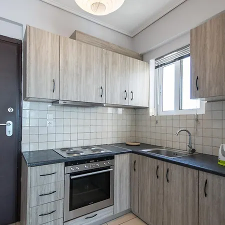 Athenian Cozy For 4 * Athens